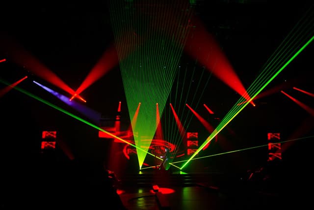 Лазерная установка купить в Липецке для дискотек, вечеринок, дома, кафе, клуба